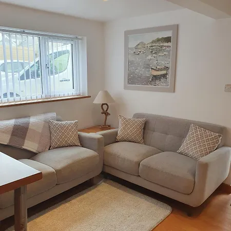 Chynoweth Mews Apartament